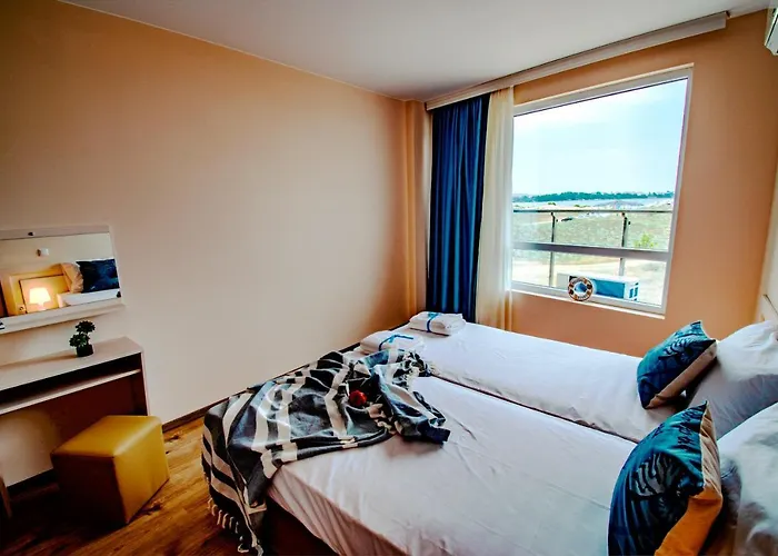 Zornitsa 4*